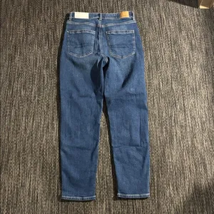 American Eagle Mom Jean Dark Wash Size 4 NEW thumbnail 2