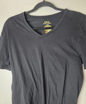 Polo Ralph Lauren Classic Fit Mens Size Medium Black V-neck Short sleeve t-shirt thumbnail 1
