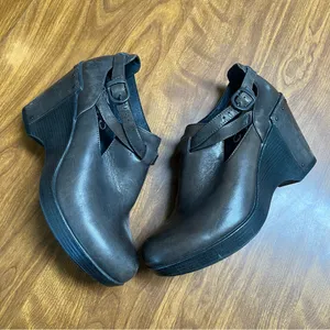 Dansko Franka Wedge Booties Brown Leather Cutout Heel Clogs Strap size 39 thumbnail 3