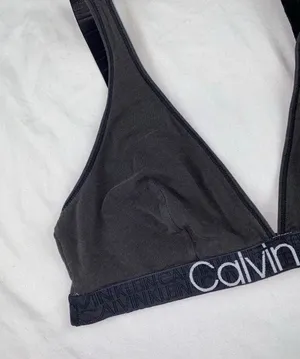 Calvin Klein Bralette thumbnail 2