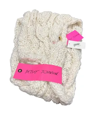 Betsey Johnson womens white cream beaded neck scarf One Size SKU 10-648 thumbnail 1