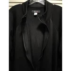Koi Lite Black Zip‎ Up Jacket Size Medium Medical Sherpa Lining Logo Pockets thumbnail 3