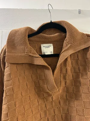 Abercrombie & Fitch Sweater thumbnail 3