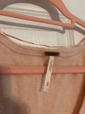 Sweater thumbnail 3
