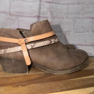 Jellypop Nashville Women's Ankle Boots in Brown Size 7 thumbnail 2
