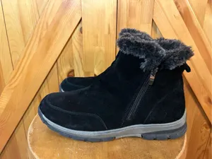 Staheekum Olivia Black Suede Womens Size 10 Cozy Plush Lining Boots thumbnail 3