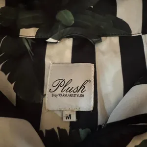 Plush x Revolve PJ Top Size Medium thumbnail 3