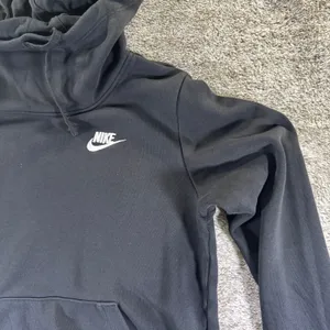 Nike Women's Cropped Sweatshirt Women's XS Black thumbnail 3