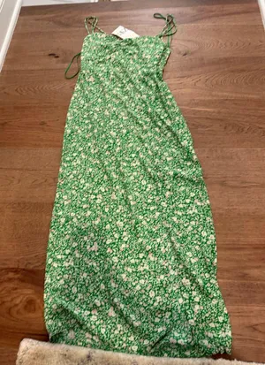ZARA Green Maxi Dress thumbnail 3