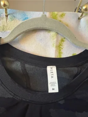 Athleta Women’s short sleeve tee. Size medium. Camo thumbnail 2