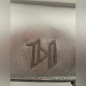 Karl Lagerfeld Paris Silver Crossbody / Shoulder Bag NWT thumbnail 2