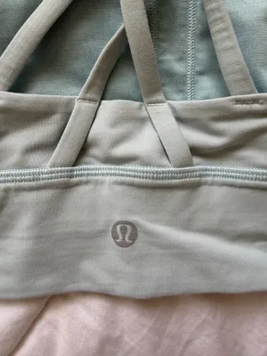Lululemon Bra thumbnail 3
