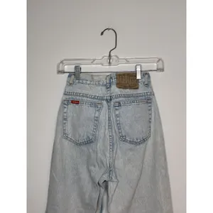 Vtg Jordache womans blue skinny jeans light wash Mom jeans button flap 2 80s thumbnail 4