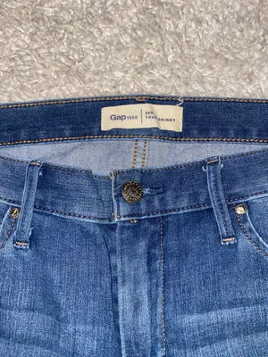 Gap Women’s Jeans thumbnail 2