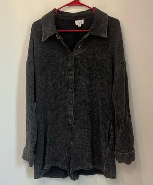 Boutique Lelis Collection Women’s Button Up long sleeve romper gauze Large thumbnail 1