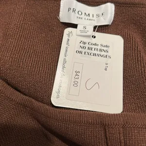 PROMISE cropped brown square neck sweater thumbnail 6