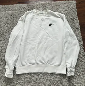 Nike Crew Neck thumbnail 1