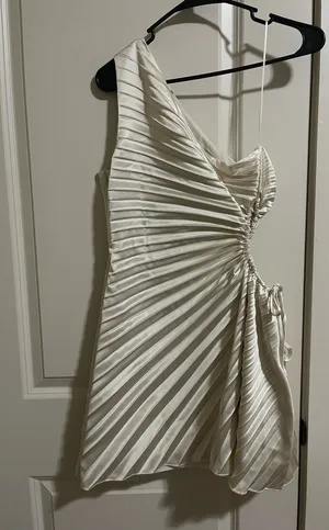 The Pants Store One shoulder off white dress thumbnail 2