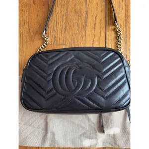 Gucci Crossbody Bag Womens Small Black Leather GG Marmont Camera Made In Italy thumbnail 9