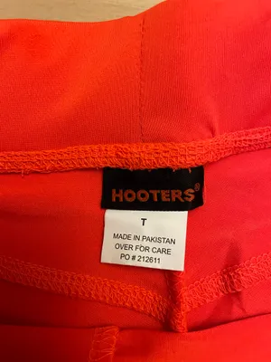 New Women’s Hooters girl Uniform Shorts with a Flaw size Medium thumbnail 3