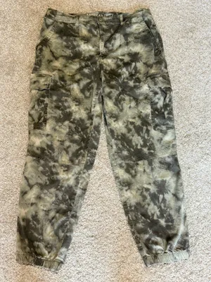 American Eagle Women’s Super Stretch Tie-Dye Cargo jogger pants size 18 Long thumbnail 1
