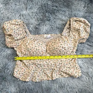 Cream Puff Sleeve Ruffled Crop Blouse Size XL thumbnail 1