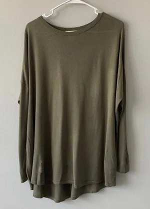 H&M Olive Khaki Green Long Sleeve Top Women Medium Fall Minimalist Chic thumbnail 1
