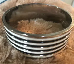 VTG 90’s Victoria’s Secret Silver White Bangle Bracelet NWOT thumbnail 1