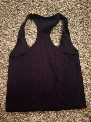 Dynamic Square neck cropped fitted tank thumbnail 3