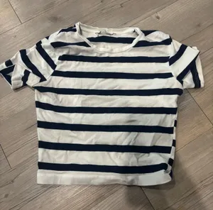 ZARA Baby Tee thumbnail 1