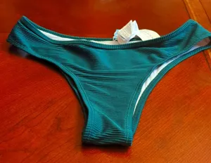 Cupshe Emerald Green Ribbed Bikini Size Large thumbnail 1