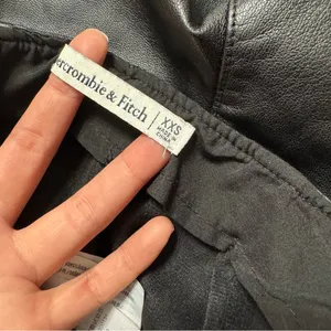 Abercrombie & Fitch Black Faux Leather Mini Skort Skirt Size‎ XXS thumbnail 9