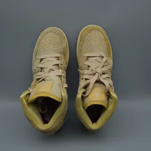 Nike Air Jordan 1 Mid SE GS French Fries B7405-700 Size 6Y Wmn 7.5 Sneaker thumbnail 8