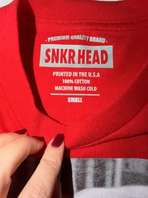 Sneaker Head Brooklyn Red Graphic T-Shirt Jordan Sneaker Streetwear Size Small thumbnail 4