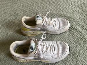 Nike Air Max Women’s 9.5 thumbnail 5