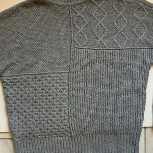 American Eagle Grey Patchwork Mixed Cable‎ Knit Mock Neck Sweater Womens Large thumbnail 7