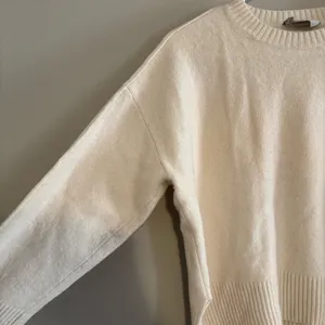 Everlane Merino Wool Crewneck Sweater Cream thumbnail 6