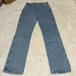 NEW wrangler cowboy cut jeans thumbnail 1