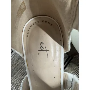 Clarks Womens 8.5M Deva Heidi White Leather Ankle Strap Heels Sandals Boho thumbnail 13