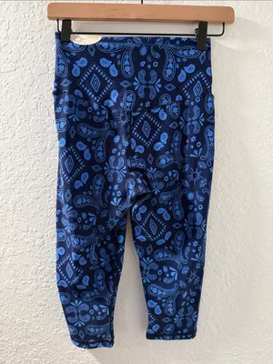 NWT OFFLINE by Aerie Navy & Blue Paisley Real Me Crop Leggings Size Medium thumbnail 2