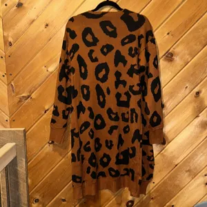 Angashion Leopard black & brown loose fit long outerwear sweater thumbnail 9