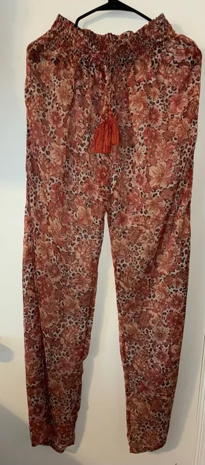 Tularosa Floral and Leopard Mixed Print Tassel Drawstring Smocked Waist Pants thumbnail 1
