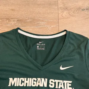 Nike Dri-FIT Michigan State Spartans Womens V-Neck Athletic T-Shirt Medium‎ M thumbnail 3