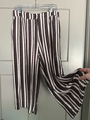 H&M Crop Wide Leg Pants thumbnail 1