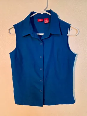 Mossimo Women’s Sleeveless Button Front Blouse Shirt Royal Navy Blue Small W-151 thumbnail 1