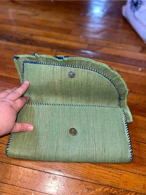 NWT Mud Pie Green Pleated Card Holder with Navy Trim thumbnail 3