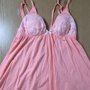New Victoria's Secret Lacey Chemise Pajama Gown Peach 🍑 Lighter Pink Size Xs thumbnail 4