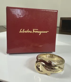 Salvatore Ferragamo Gold Tone Gancini Scarf Ring W/ Box thumbnail 1