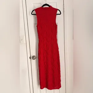 NWT House of Harlow 1960 Red Lace Bodycon Midi Dress Size S thumbnail 4