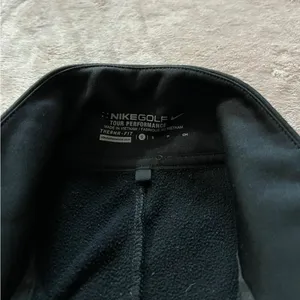 Nike Golf Tour Performance Full Zip Jacket Size‎ Small Therma Fit Women's thumbnail 4